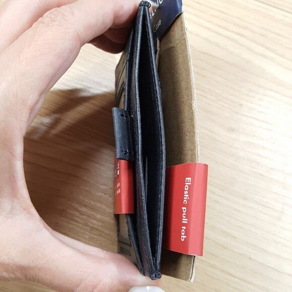 TOMMY HILFIGER Mens Black Leather Wallet Card Holder Low Profile RFID - Picture 2 of 4